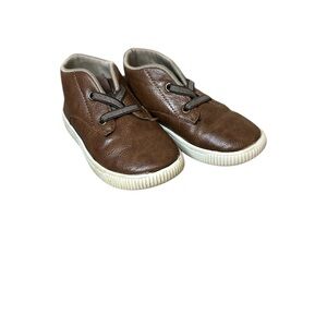 Carter’s Toddler Boys Casual Brown Shoes Size 8